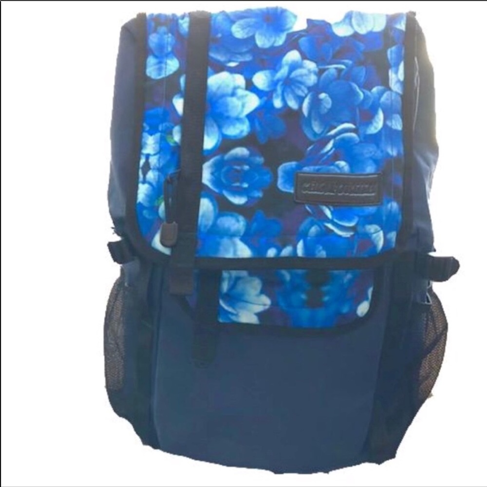 NWT organize backpack laptop protected zip divider